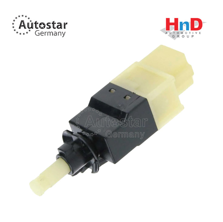 Mercedes Benz BREAK LIGHT SWITCH (001 545 6709) 0015454409