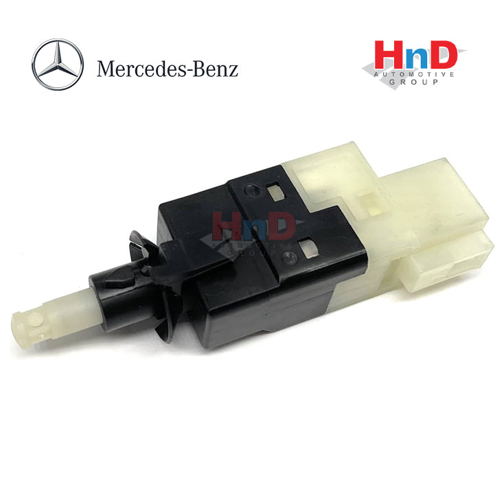 Mercedes Benz Genuine BRAKE SWITCH 0015456709