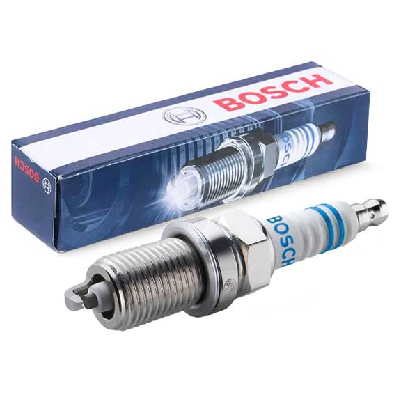 Bosch (0 242 135 510) YR7LPP332W SPARK PLUG For AUDI A3 TT Cayenne (9PA) Golf IV 0242135510