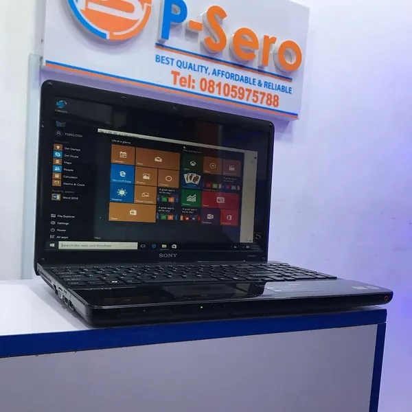 Sony VAIO Core 2 Dual Super Clean 4GB RAM 120GB HDD