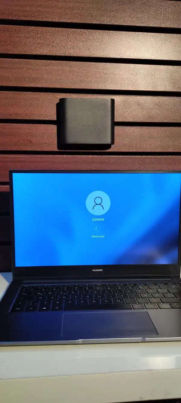 Huawei NBLK-WAX9X AMD Ryzen 5 3500U 8GB 512GB 14 Inch Windows 11