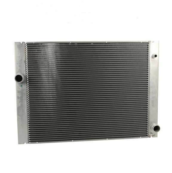 BMW RADIATOR E60 E65 (519 209) 17117519211