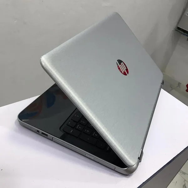 Hp pavilion 15 Touchscrean laptop dual core 4GB Ram 500GB HDD