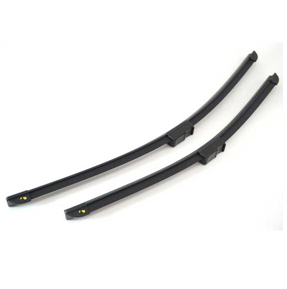 Mercedes Benz FRONT WINDSCREEN WIPER BLADE 2048203800