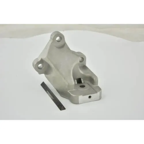 Volvo XC90  Engine Pad Bracket