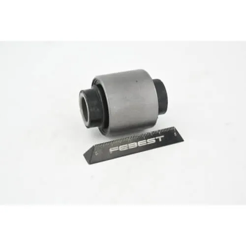 Suzuki Verona RP625 Rear Knuckle Bushing