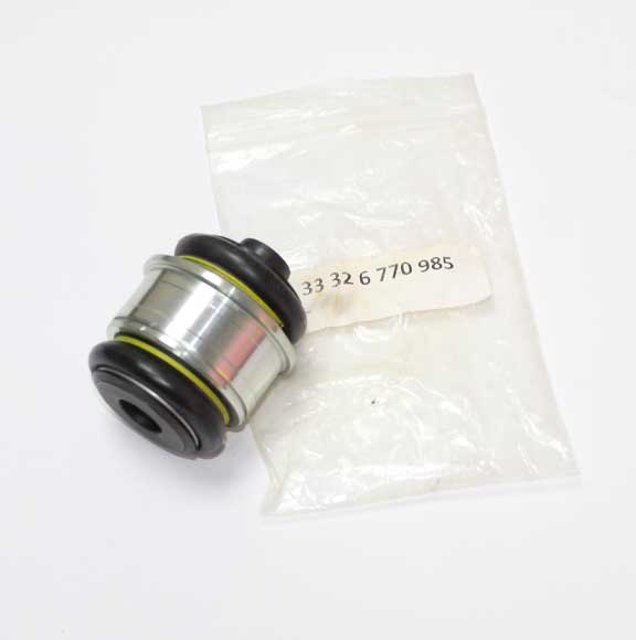 BMW Genuine BALL JOINT (Original Parts Without Sticker Level and Neutral Box) E70 X5,E71 X6,F15,F16 33326770985