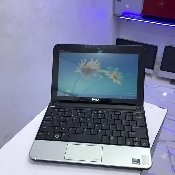 Dell Inspiron Mini -Intel -1GBRam 160GB