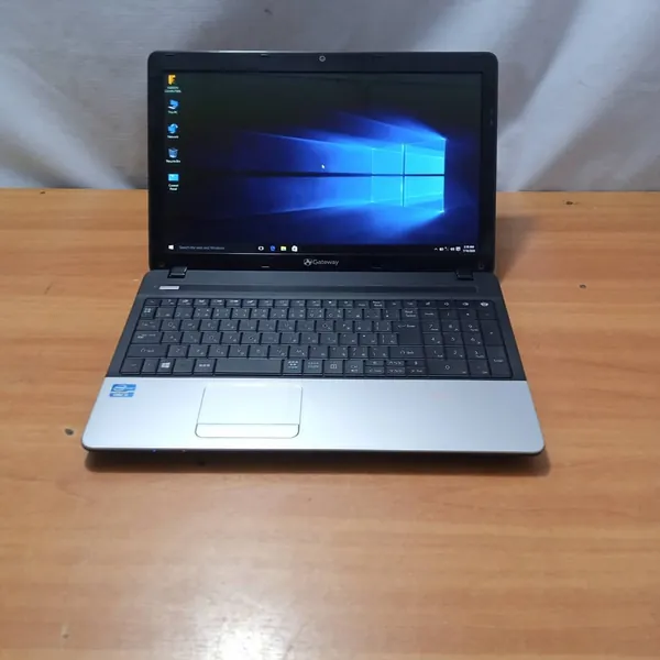Gateway NE56R Core i3 Laptop 4GB Ram 320HDD Hard Drive