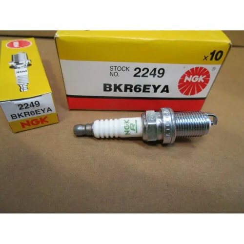 NGK BKR6EYA Toyota Spark plugs