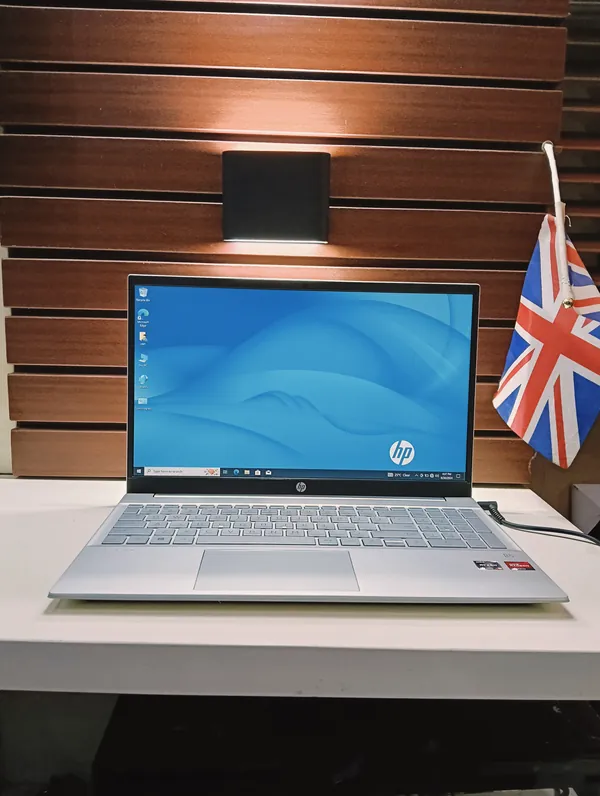 HP Pavilion Laptop 15 AMD Ryzen 5 (2.1GHz) 256GB SSD 8GB Ram Keyboard Light Windows 11 Pro