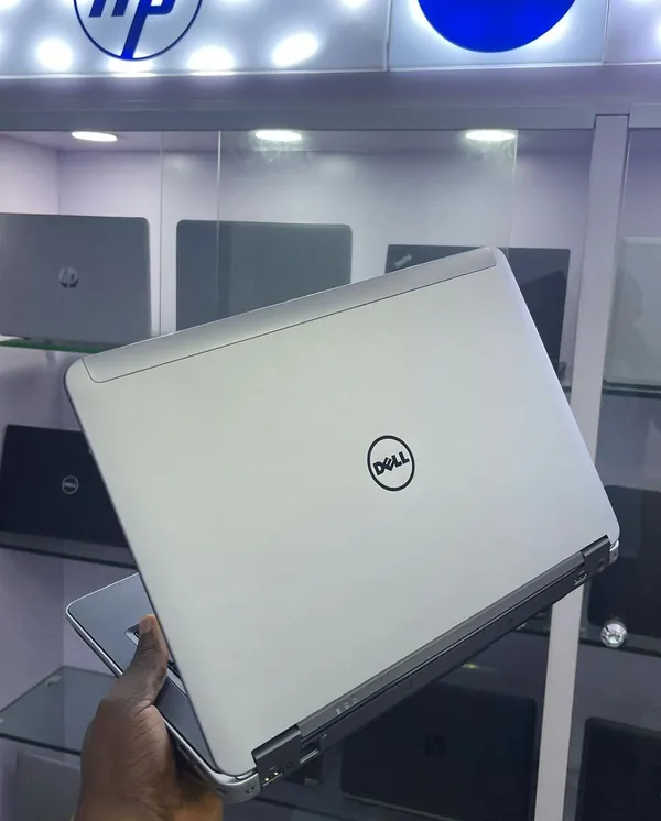 UK USED: Dell Latitude E6440 Laptop Intel Core i5 8gb Ram 500GB Hard Drive Keyboard Light