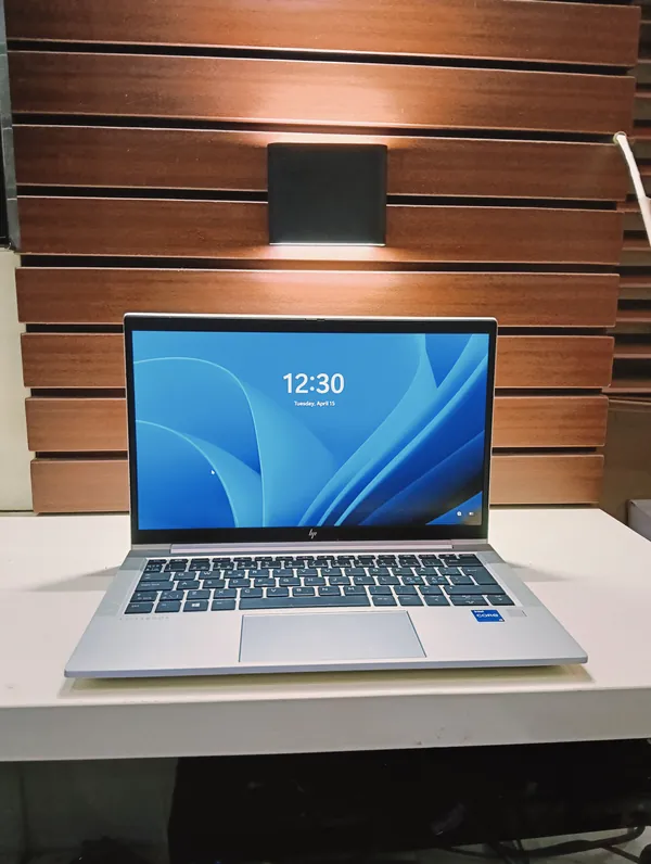 HP EliteBook 830 G8 Intel Core i5 (2.4GHz) 11th Gen 256GB SSD 8GB Ram Keyboard Light Finger Print