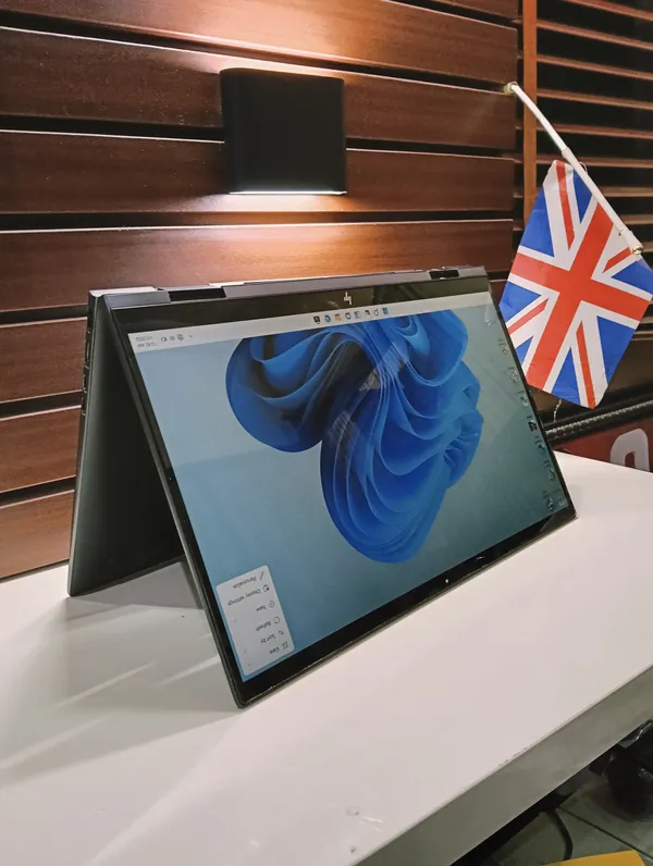 HP Envy X360 2in1 AMD Ryzen 5 256GB SSD 8GB Ram Touchscreen Convertible
