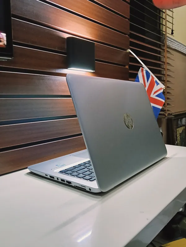 HP EliteBook 840 G3 Intel Core i5 (2.5GHz) 6th Gen 256GB SSD 8GB Ram Keyboard Light