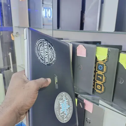 Uk Used Asus X202EP Laptop Intel Pentium 500: Storage 4gb ram -Touchscreen