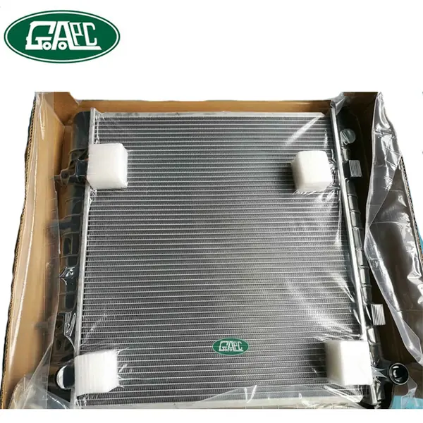 Germax V8 4.0L 4.6L Petrol Radiator PCC106850 PCC106850G GL1055 Land Rover Range Rover 1999 2000 2001 2002 Engine Parts