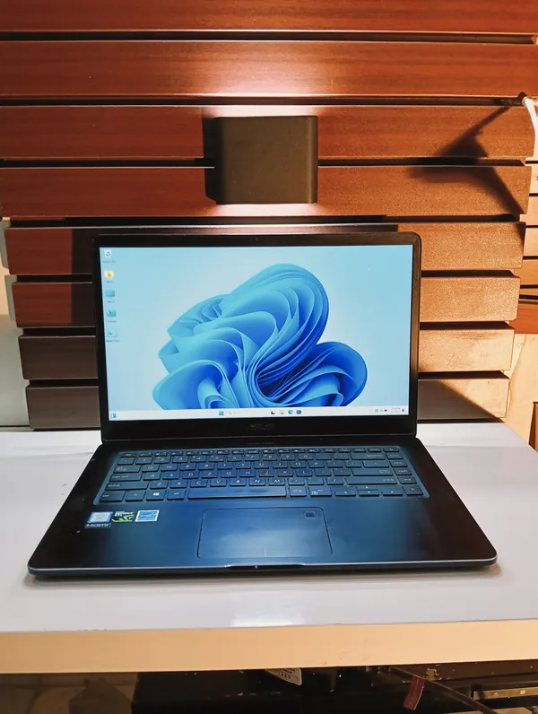 Asus UX550VD Core i7 7th Gen 512GB SSD 16GB Ram Windows 11 Pro