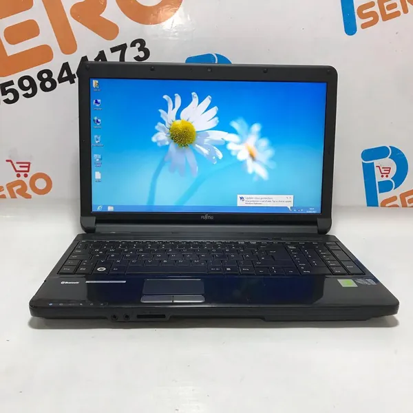 Fujitsu LIFEBOOK AH530 Laptop Core 2 Duo 250GB HDD 4GB Ram Fast Speed Processor