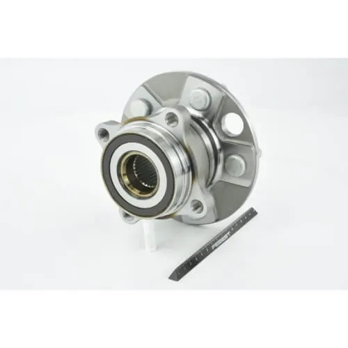 Toyota Century UWG60 Rear Wheel Hub