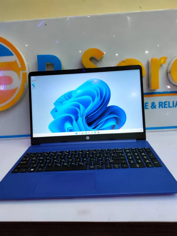 UK Used Hp Laptop 15s-eq2xxx AMD Ryzen 3 5300U 512GB SSD _ 8GB RAM Intel HD 4GB Total Graphics memory Ultra slickbook windows 11 PC.
