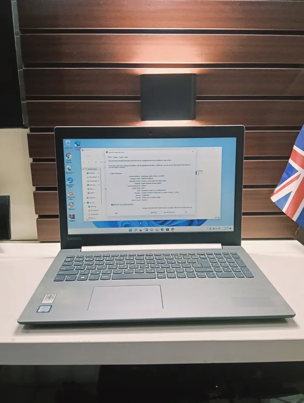 Lenovo IdeaPad 81DC Core i5 (2.7GHz) 7th Gen 256GB SSD 8GB Ram