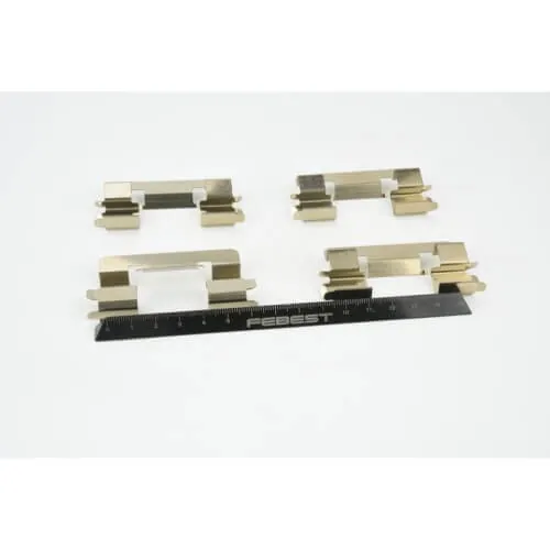 TOYOTA LAND CRUISER 100 FZJ10# Disc brake clip set