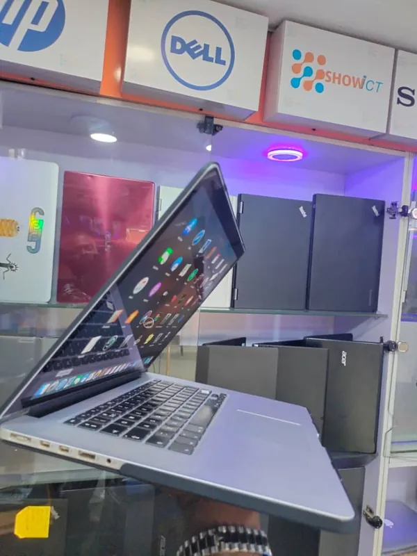 UK Used: Apple MacBook Pro Intel Core i7 16GB Ram 500GB Storage Keyboard Light