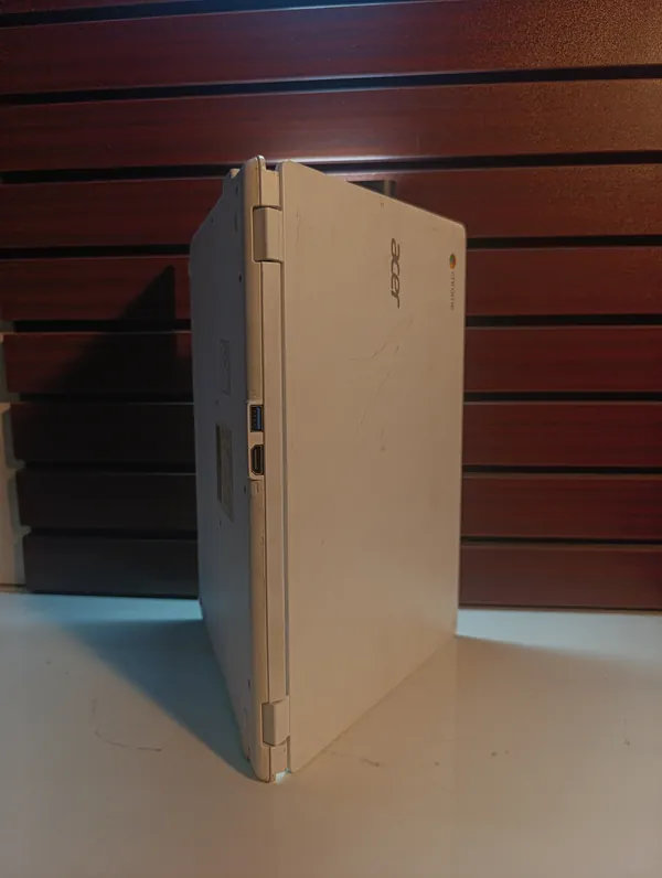 Acer Chromebook Cloud Storage Ultra Slim White Color Super Fast Intel