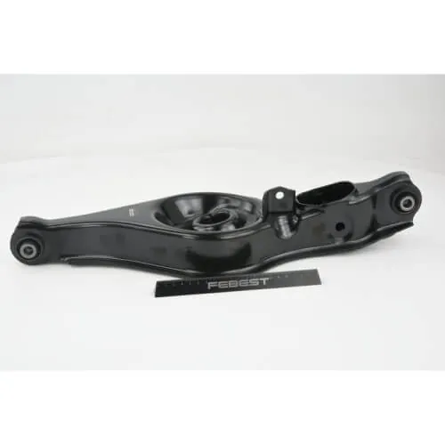 Mitsubishi Outlander CW0# Right Rear Lower Arm