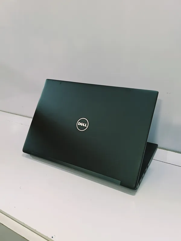 Dell Latitude 7280 7th Gen Core i7 256GB SSD 8GB 250GB Windows 11 Pro