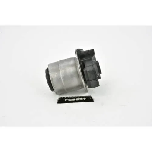 Toyota Ipsum CXM10 Rear Crossmember Bushing
