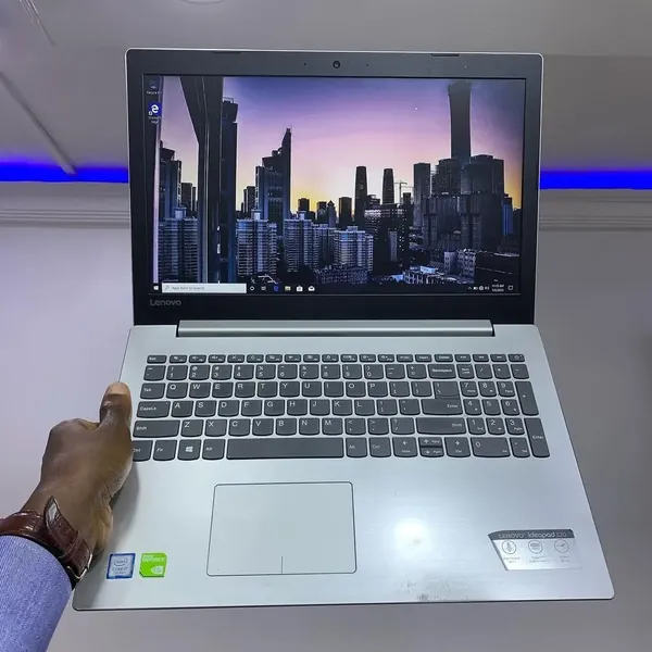 UK USED: Lenovo Ideapad 320 Laptop Core i7 256GB SSD Hard drive 12GB Ram 2GB Dedicated Graphics Keyboard Light