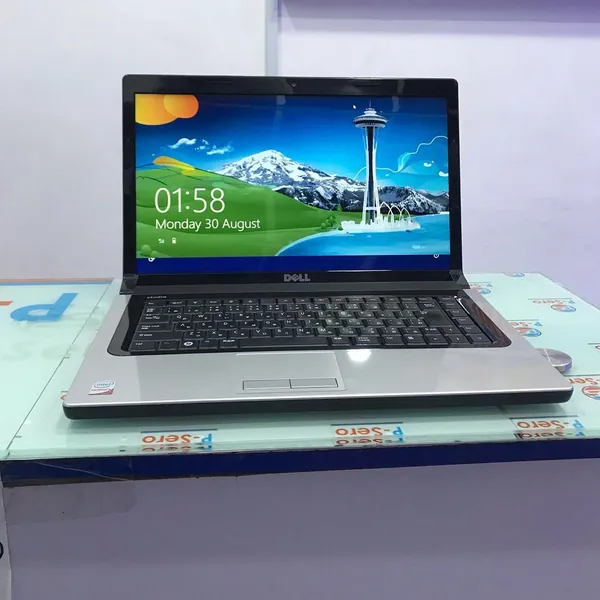 Dell Studio 1555 Intel Dual Core 2.66GHz 4GB Ram 320GB HDD