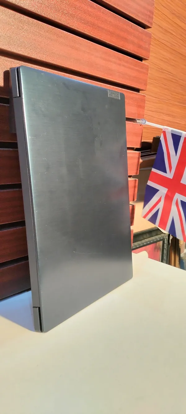 Lenovo IdeaPad 1 15lRU7 Intel Core i3 13th Gen 256GB SSD 8GB Ram Windows 11 Pro