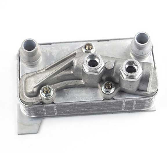 Mercedes Benz OIL COOLER W205 C400. 450 4MATIC 995001900