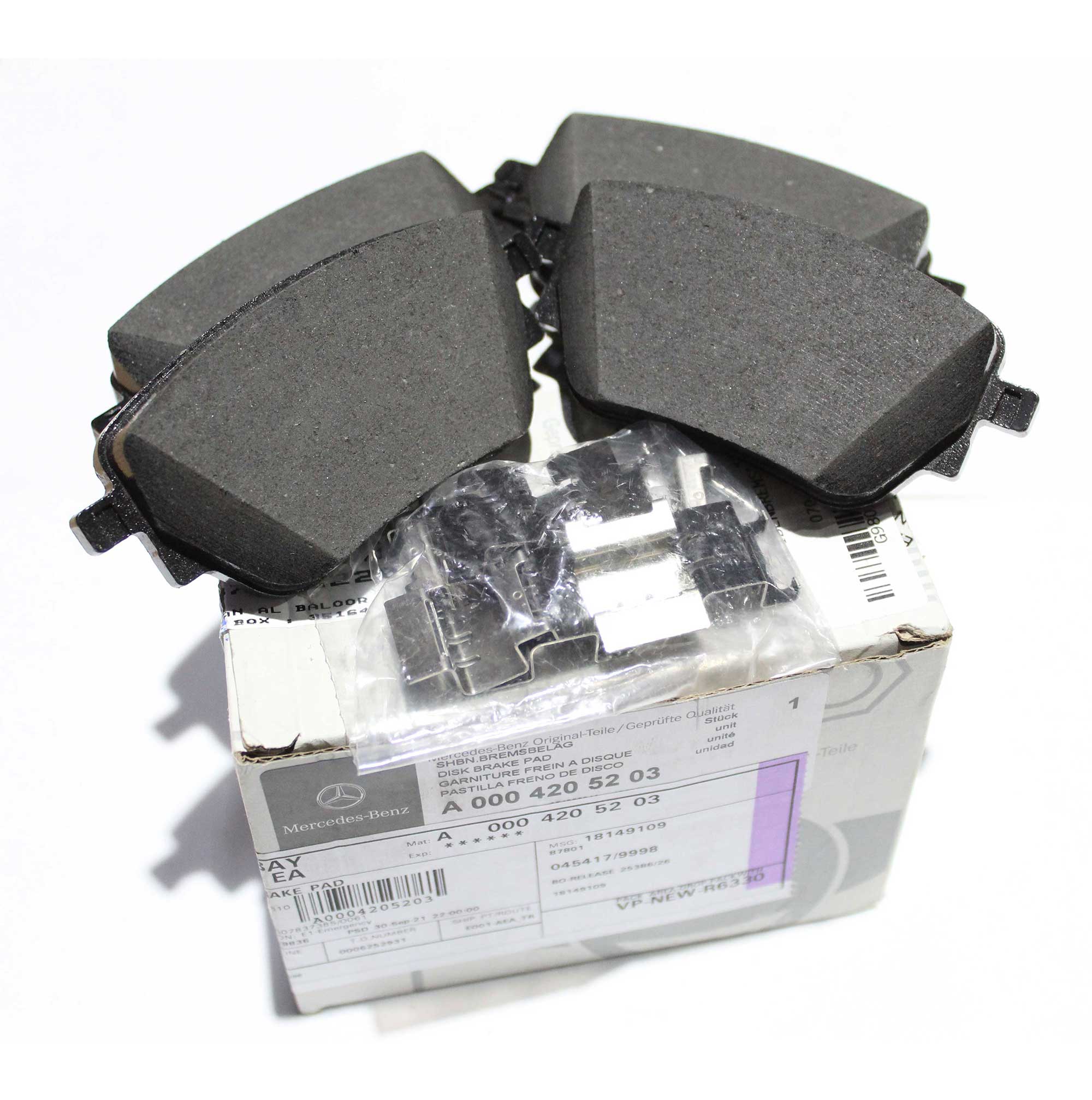 Mercedes Benz Genuine DISK BRAKE PAD 0004205203