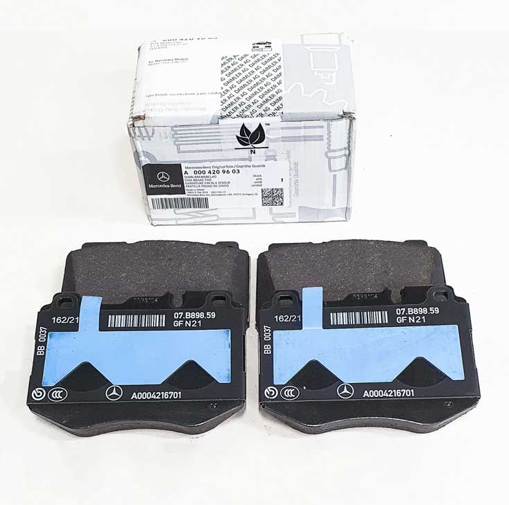 Mercedes Benz Genuine BRAKE PAD 0004209603