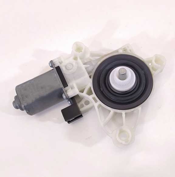 Mercedes Benz Genuine GEAR MOTOR 0009065806