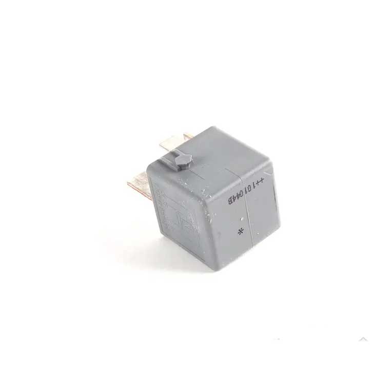 Mercedes Benz Genuine 28/RELAY 0025422619