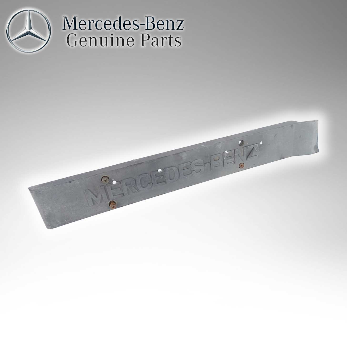 Mercedes Benz Genuine Screening Plate 1041500175