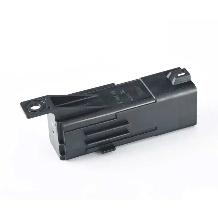 Mercedes Benz Genuine RELAY BOX  9065451301