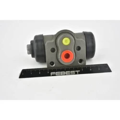 Mitsubishi L200 L200 Sportero KB9T Rear Wheel Brake Cylinder