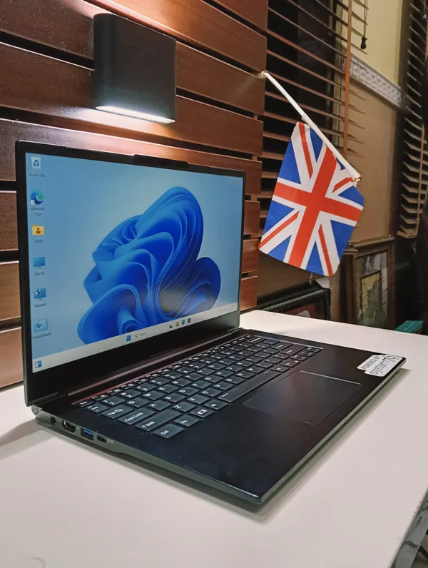 System 76 Lemur Pro Intel Core i5 (2.5GHz) 11th Gen 512GB SSD 24GB Ram Keyboard Light