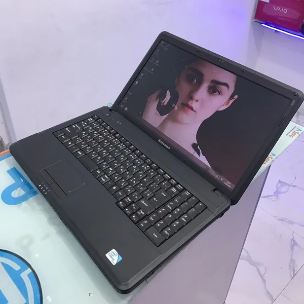 Lenovo 2958 2GB Ram 250GB HDD Intel Core 2 14inch