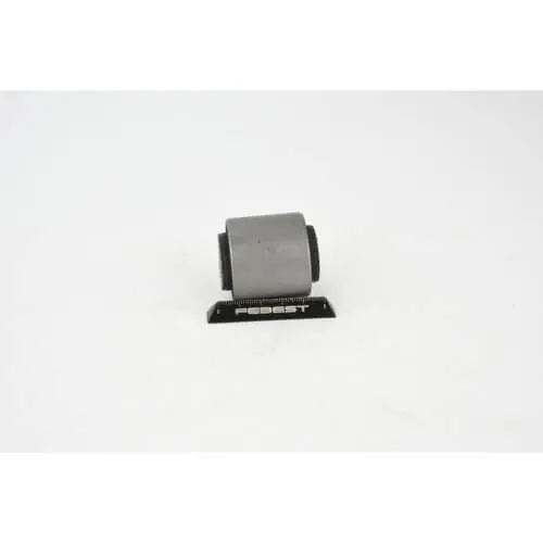 Nissan Elgrand E50 Rear Rod Bushing