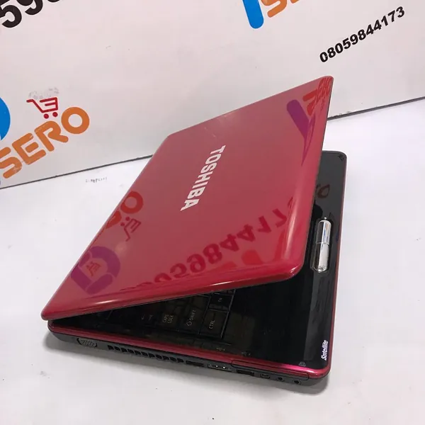 Toshiba Satellite M300 Intel Core 2 Duo 250GB HDD 4GB Ram Sharp Webcam