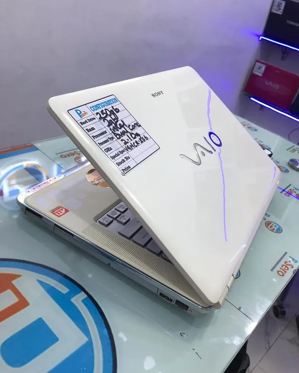 Sony VAIO VGN-CR356_W Laptop 4GB Ram 160GB HDD Intel Core 2