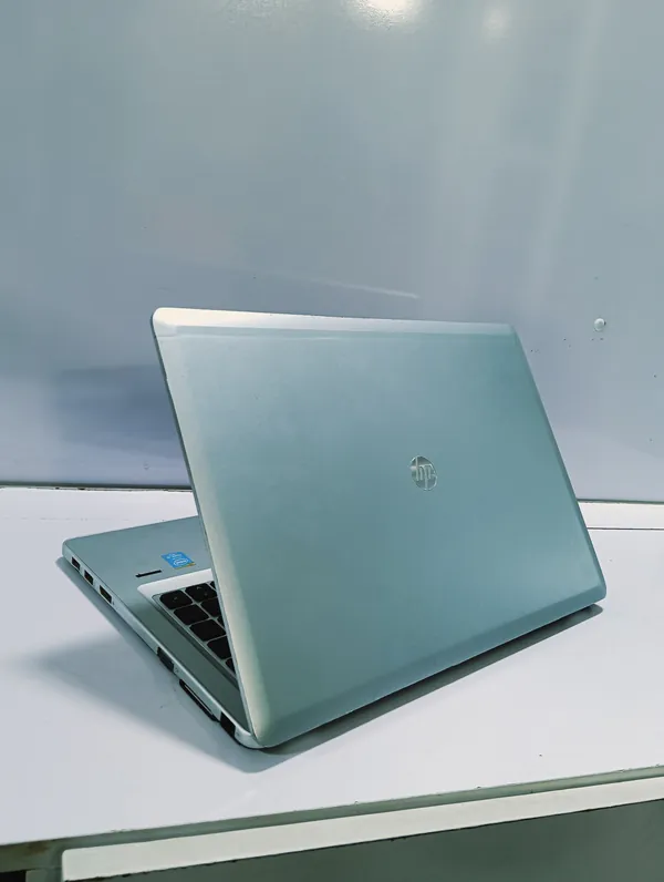 HP Elitebook Folio 9480m Core i5 256GB SSD 8GB Ram Fingerprint Keyboard Light