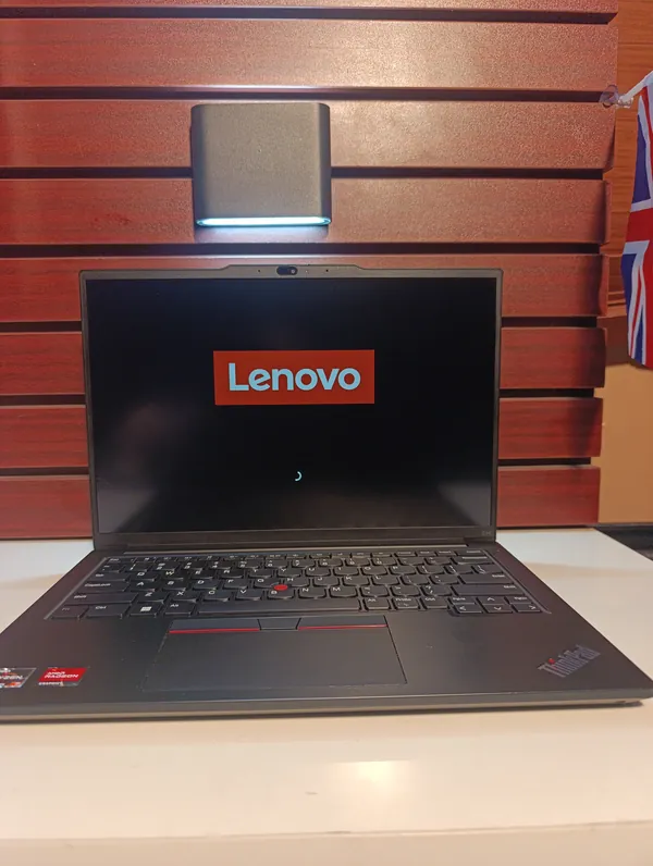 Lenovo ThinkPad E14 Gen 5 AMD Ryzen 7 7th Gen 512GB SSD 16GB Ram Windows 11 Pro